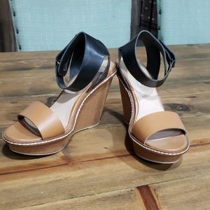 Black and tan strappy wedge